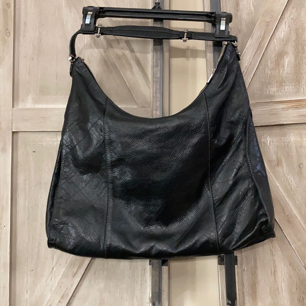 LIZ CLAIBORNE Soft COW Hide Leather Ladies Handbag